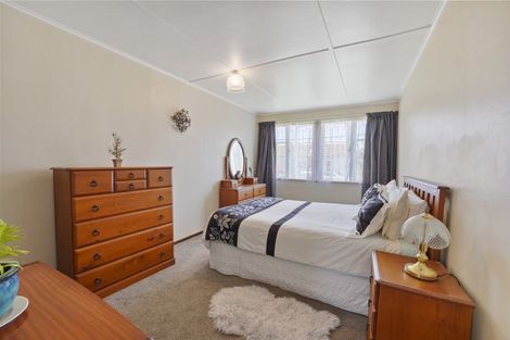 Photo of property in 11 Cole Street, Naenae, Lower Hutt, 5011