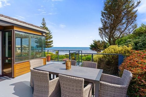 Photo of property in 42 Ames Street, Paekakariki, 5034