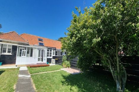 Photo of property in 24 Monorgan Road, Strathmore Park, Wellington, 6022