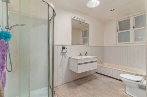 Photo of property in 63 Park Road, Carterton, 5713