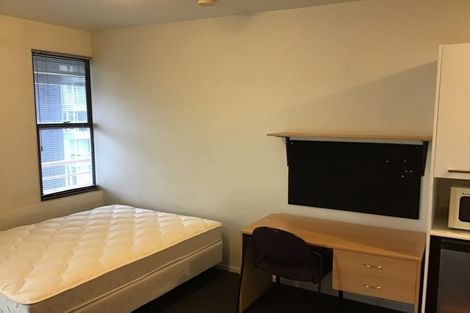 Photo of property in Orange Apartments/victoria Centr, 902/169 The Terrace, Wellington Central, Wellington, 6011