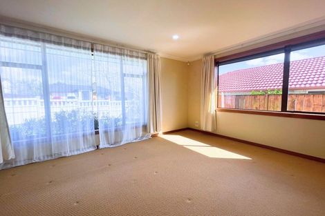 Photo of property in 12 Lansell Drive, East Tamaki Heights, Auckland, 2016