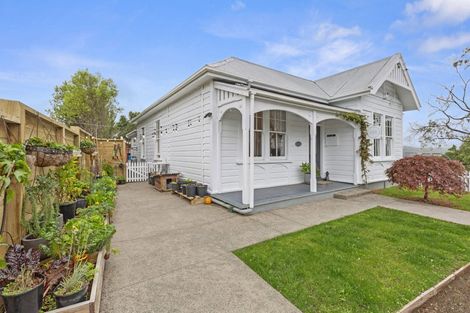 Photo of property in 23 Main Road, Raglan, 3225
