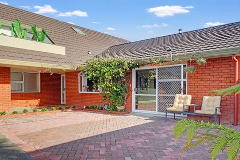 Photo of property in 3 Hill Court, Awapuni, Palmerston North, 4412