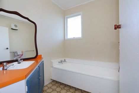 Photo of property in 9 Meads Place, Bulls, 4818