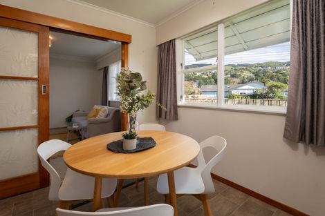 Photo of property in 13 Mclellan Street, Tawa, Wellington, 5028
