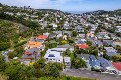 Photo of property in 17 Dover Street, Island Bay, Wellington, 6023