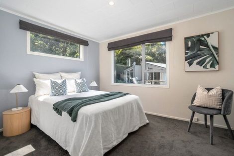 Photo of property in 85a Mulberry Street, Normandale, Lower Hutt, 5010