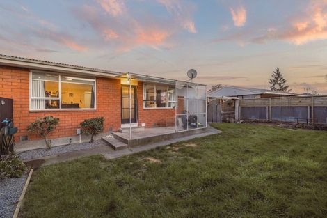 Photo of property in 2/430 Ferry Road, Woolston, Christchurch, 8023