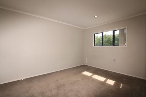 Photo of property in 17 Candlestick Place, Oteha, Auckland, 0632