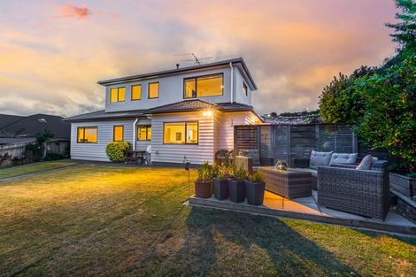 Photo of property in 19 Te Puia Drive, Aotea, Porirua, 5024