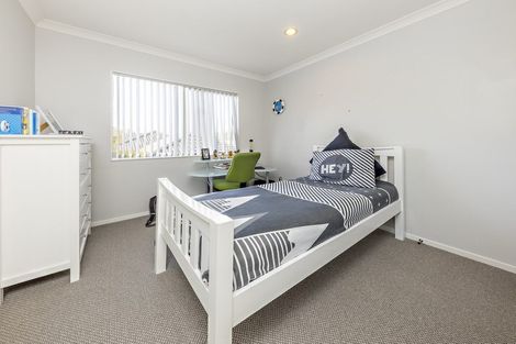Photo of property in 13 Stamford Crescent, Flat Bush, Auckland, 2019