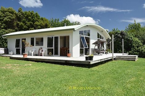 Photo of property in 245 Metcalfe Road, Matakohe, 0593