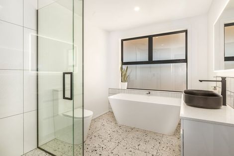 Photo of property in 94 Kotare Street, Waikanae, 5036