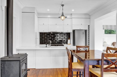 Photo of property in 1 Bell Street, Welbourn, New Plymouth, 4310