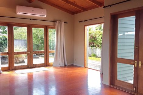 Photo of property in 15 Stewart Place, Melville, Hamilton, 3206