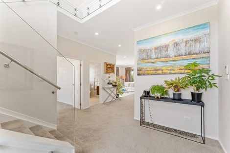 Photo of property in 29 Discovery Drive, Gulf Harbour, Whangaparaoa, 0930