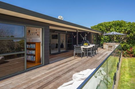 Photo of property in 40 Arrowsmith Avenue, Waipahihi, Taupo, 3330