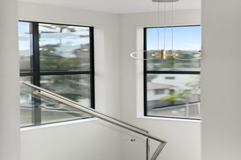 Photo of property in 5/125 Universal Drive, Henderson, Auckland, 0610