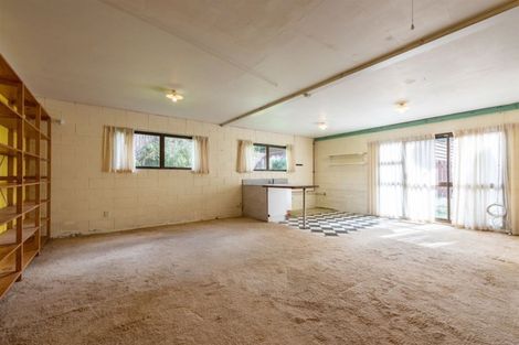 Photo of property in 3 Chamberlain Road, Karori, Wellington, 6012