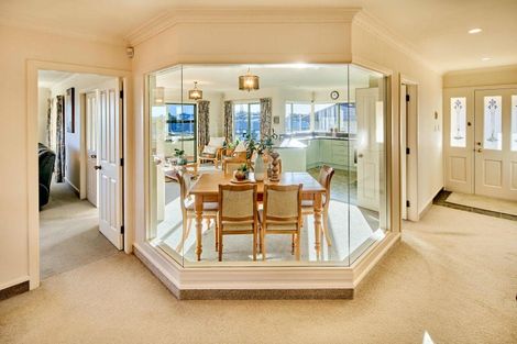 Photo of property in 11 Major Durie Place, Waikanae Beach, Waikanae, 5036