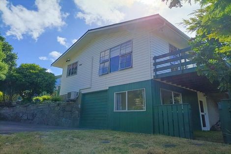 Photo of property in 141a Taylor Terrace, Tawa, Wellington, 5028