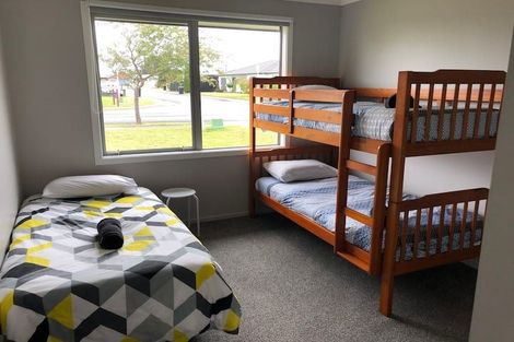 Photo of property in 28 Lawson Burrows Crescent, Te Anau, 9600