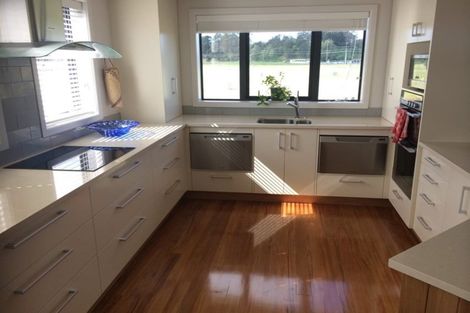 Photo of property in 82 Merlot Drive, Greenmeadows, Napier, 4112