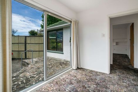 Photo of property in 14 Ardmore Place, Bishopdale, Christchurch, 8053