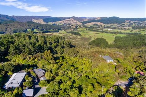 Photo of property in 82 Avro Road, Blue Mountains, Upper Hutt, 5371