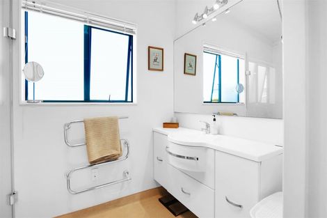 Photo of property in 93 Parklands Avenue, Bell Block, New Plymouth, 4312