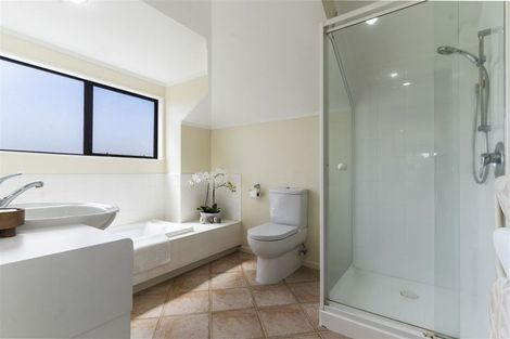 Photo of property in 77 Cook Street, Howick, Auckland, 2014