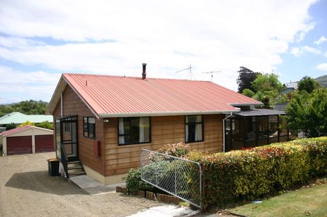 Photo of property in 45 Beach Street, Waikouaiti, 9510