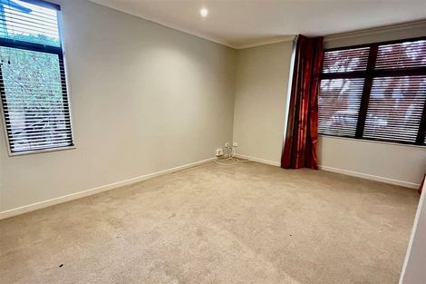 Photo of property in 38 Vinograd Drive, Te Atatu Peninsula, Auckland, 0610