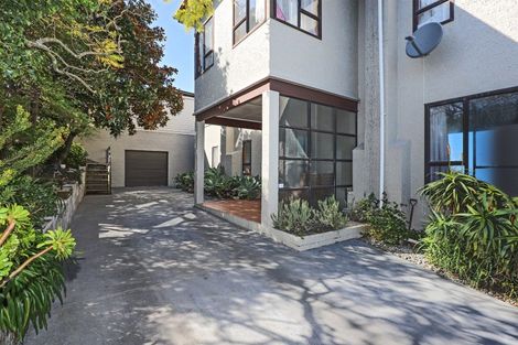 Photo of property in 17 Simla Terrace, Hospital Hill, Napier, 4110