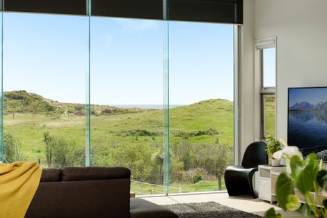 Photo of property in 1340 Papamoa Beach Road, Papamoa Beach, Papamoa, 3118