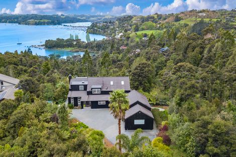 Photo of property in 14 Creek Street, Sandspit, Warkworth, 0982