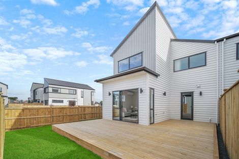 Photo of property in 28 Kairakau Street, Papakura, 2110