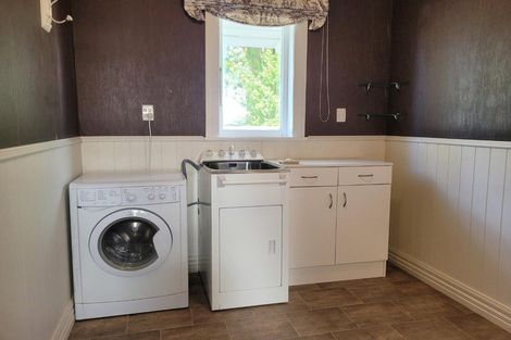 Photo of property in 12 Garrison Street, Carterton, 5713