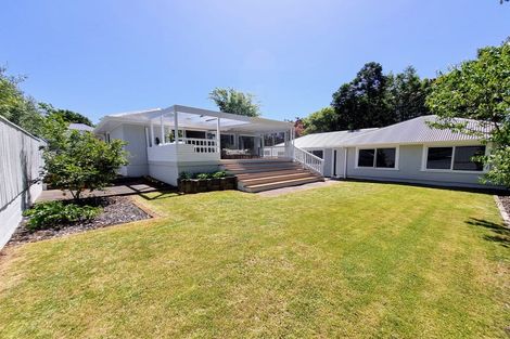 Photo of property in 5 Barton Street, Strandon, New Plymouth, 4312