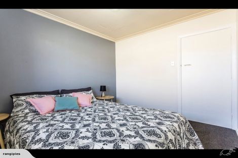 Photo of property in 1 Glendevon Place, Vauxhall, Dunedin, 9013