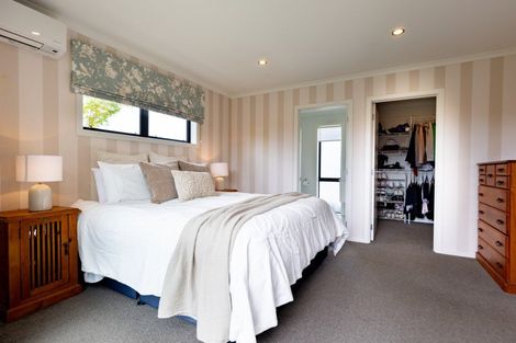 Photo of property in 35 Plescher Crescent, Leamington, Cambridge, 3432