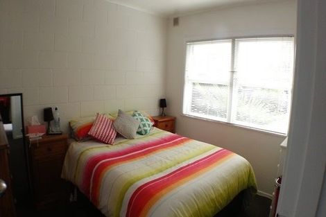 Photo of property in 1/9 Fifeshire Street, Belmont, Auckland, 0622