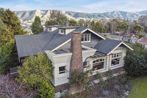 Photo of property in 17 Parsonage Road, Waimate, 7924