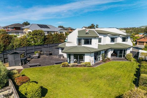 Photo of property in 21 Joseph Banks Drive, Whitby, Porirua, 5024