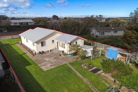 Photo of property in 10 Oturi Road, Waverley, 4510
