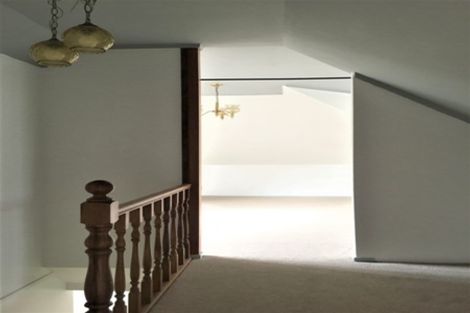 Photo of property in 16 Elmira Place, Browns Bay, Auckland, 0630