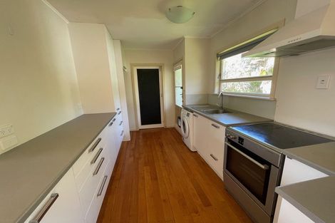 Photo of property in 26 Glen Marine Parade, Glendene, Auckland, 0602