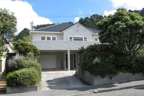 Photo of property in 18 Burnham Street, Seatoun, Wellington, 6022