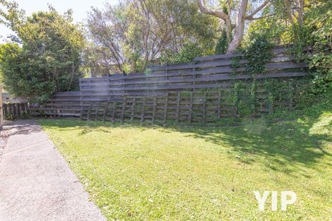 Photo of property in 81 Stewart Drive, Newlands, Wellington, 6037